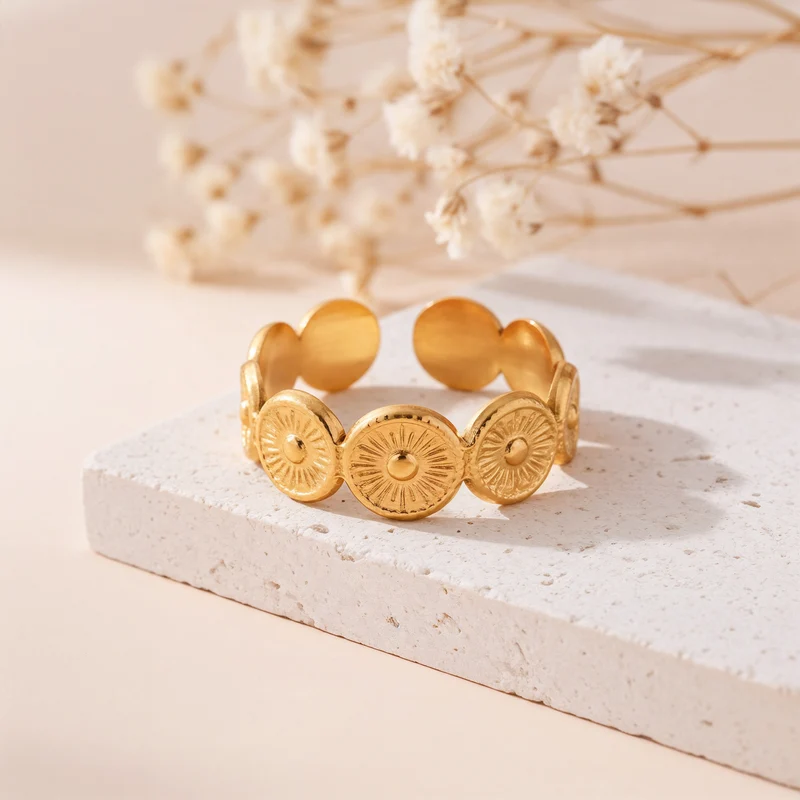 Aurema Ring