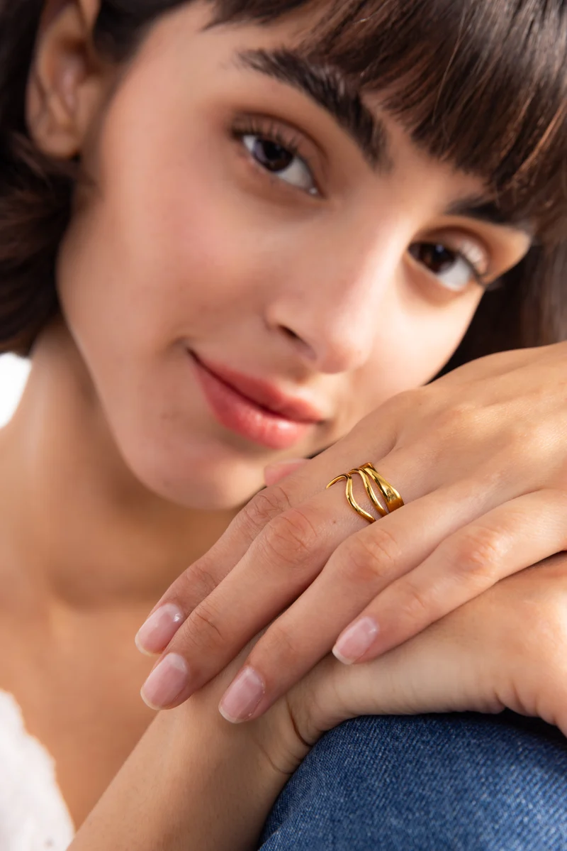 Tavinea Ring