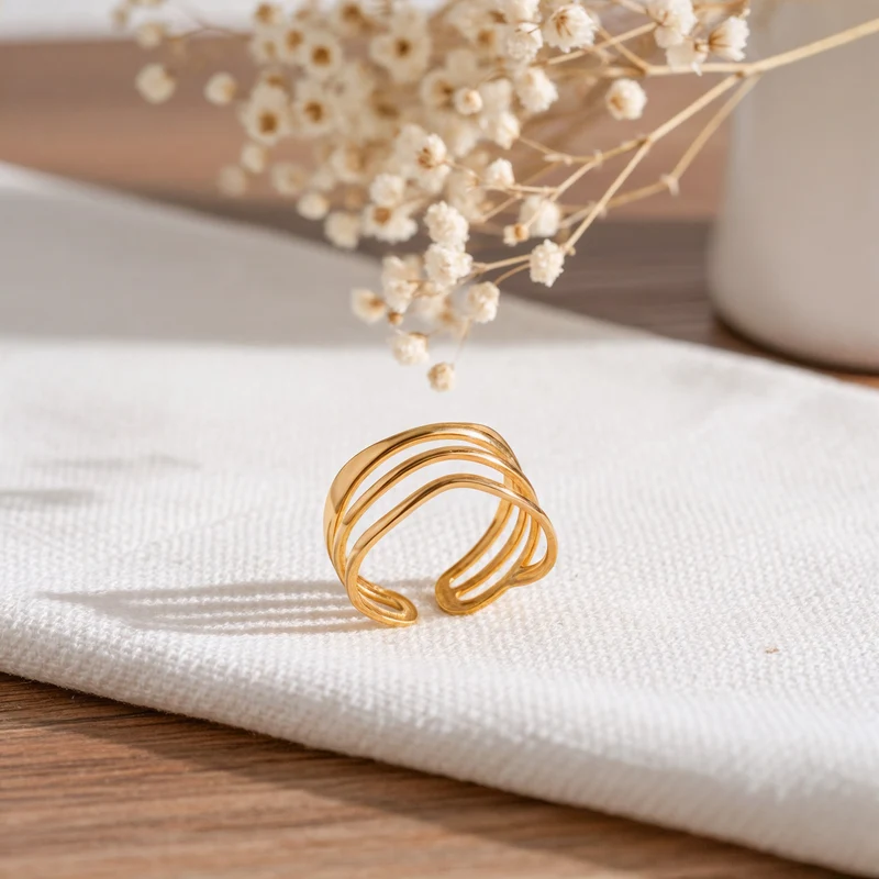 Tavinea Ring