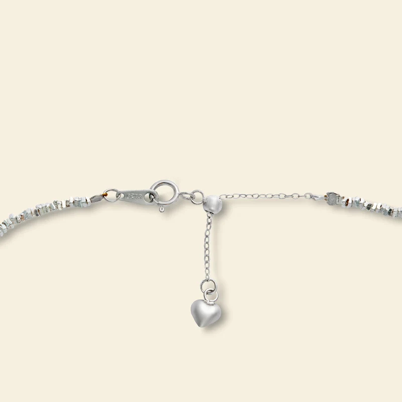 Elegantes Perlenarmband
