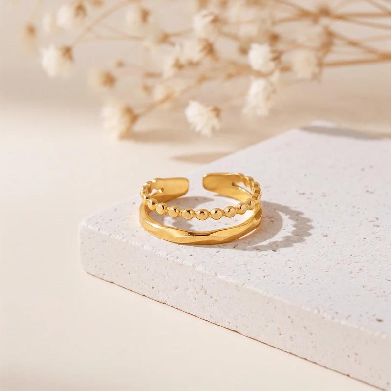 Nayomi Ring
