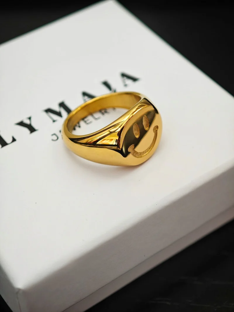 Happy Smile Ring