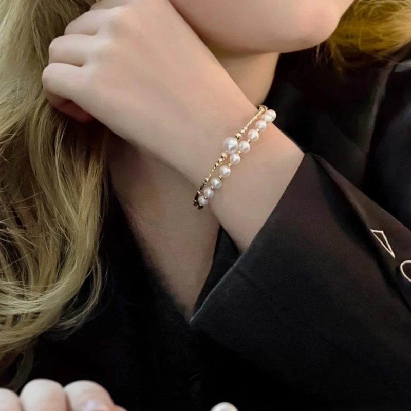 Doppellagiges elastisches Perlenarmband