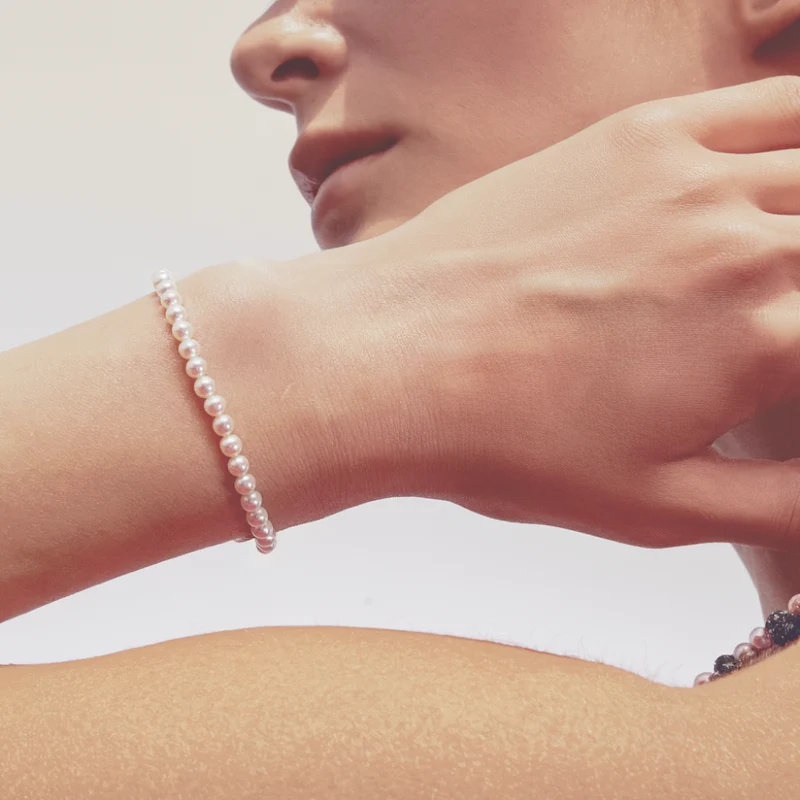Charmantes Süßwasserperlenarmband (3.5–4 mm)