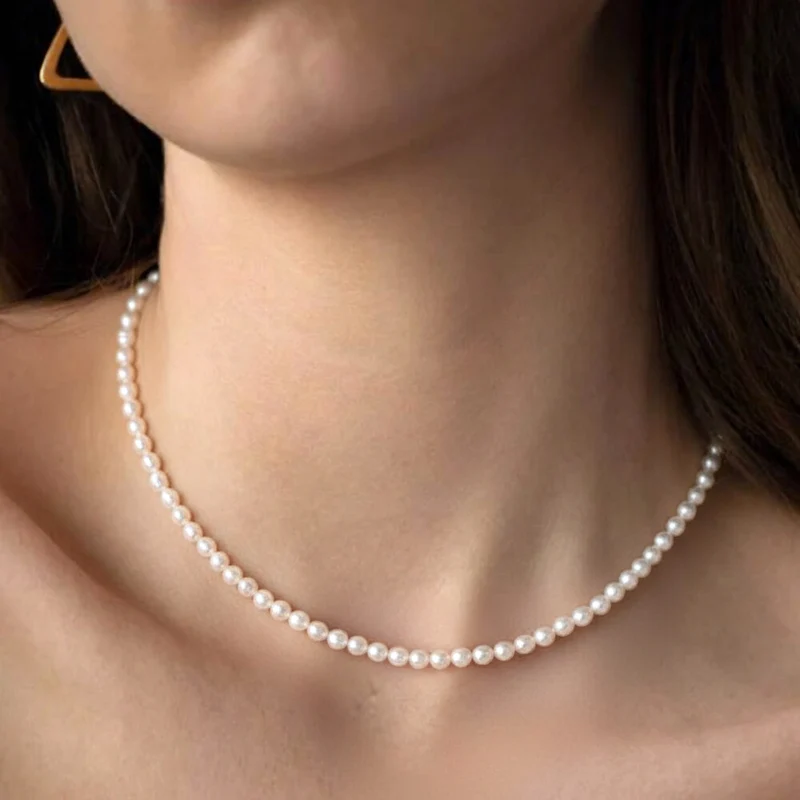 Charismatische Süßwasserperlenkette, 3.5–4 mm, 17 Zoll