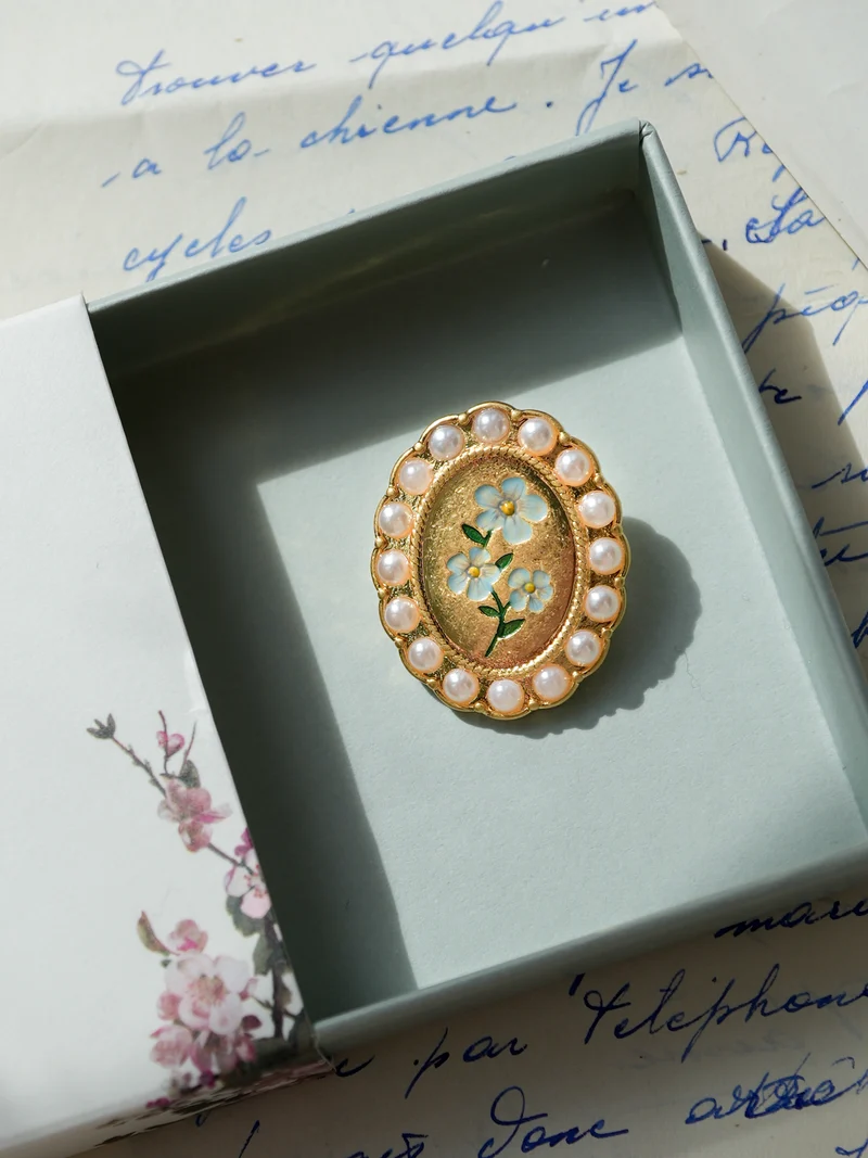 Gold Forget Me Not Pearl Cameo Brooch