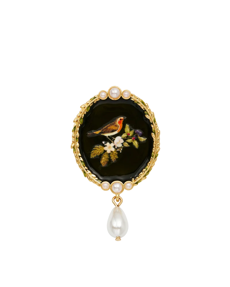 Robin Bramble & Pearl Brooch in Gold