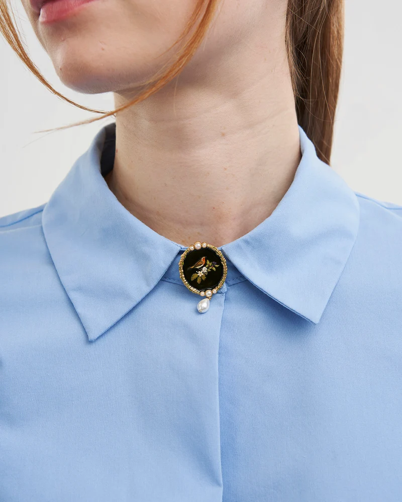 Robin Bramble & Pearl Brooch in Gold