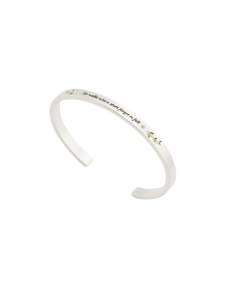 Niva Mistletoe Pearl Bangle in Silver
