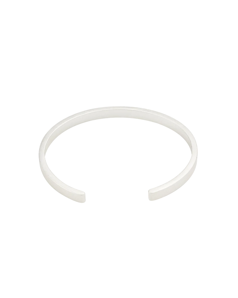Niva Mistletoe Pearl Bangle in Silver