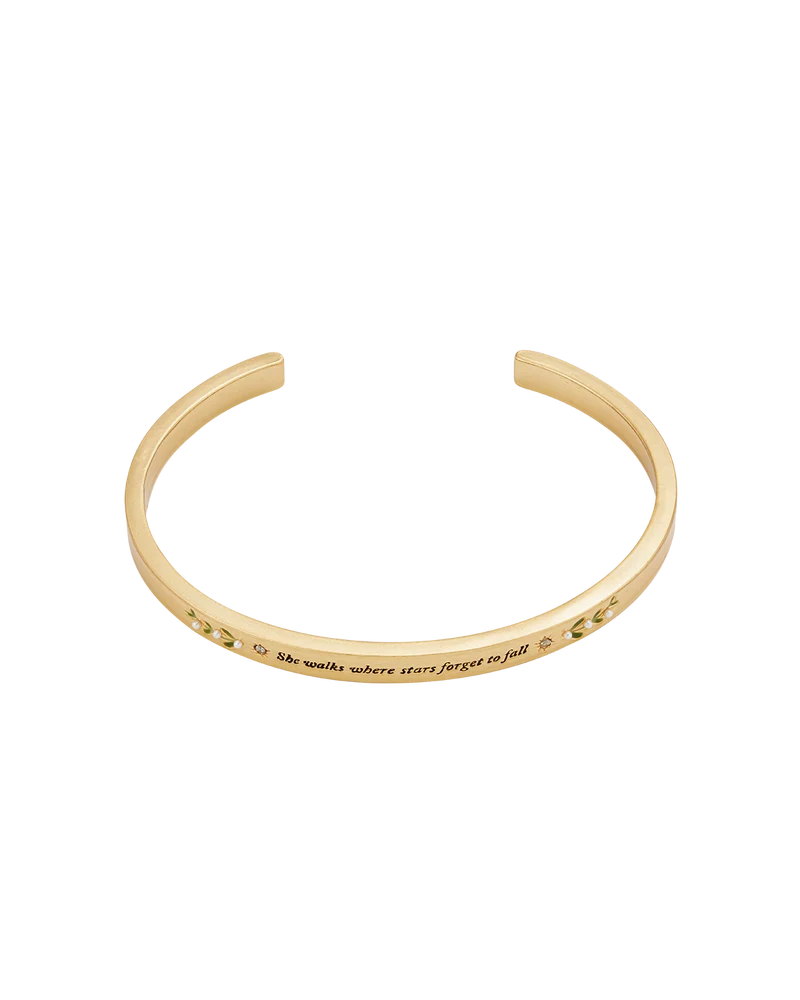 Niva Mistletoe Pearl Bangle in Gold