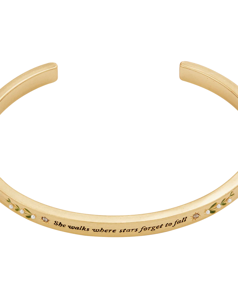 Niva Mistletoe Pearl Bangle in Gold