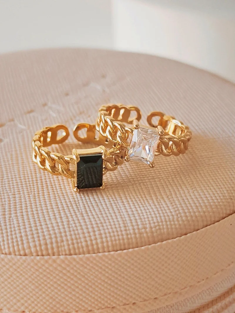 Yara White Ring