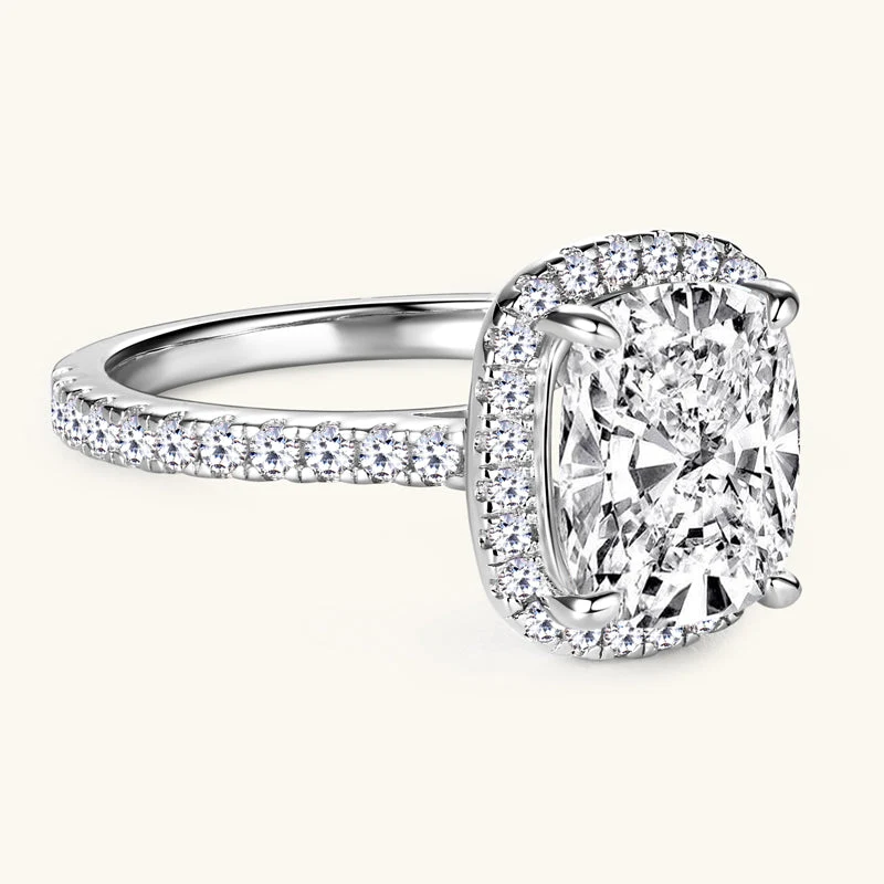 Passionate Love Premium Moissanit Halo Verlobungsring 4 Karat