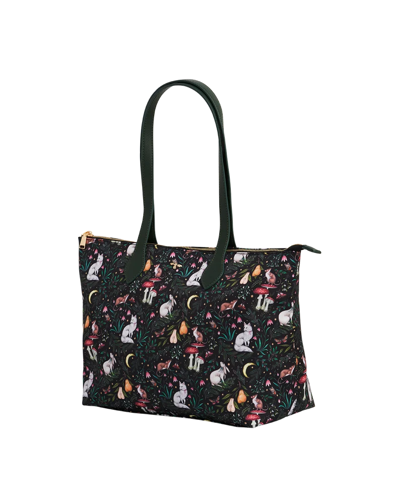 Edith Niva Print Tote Bag in Green
