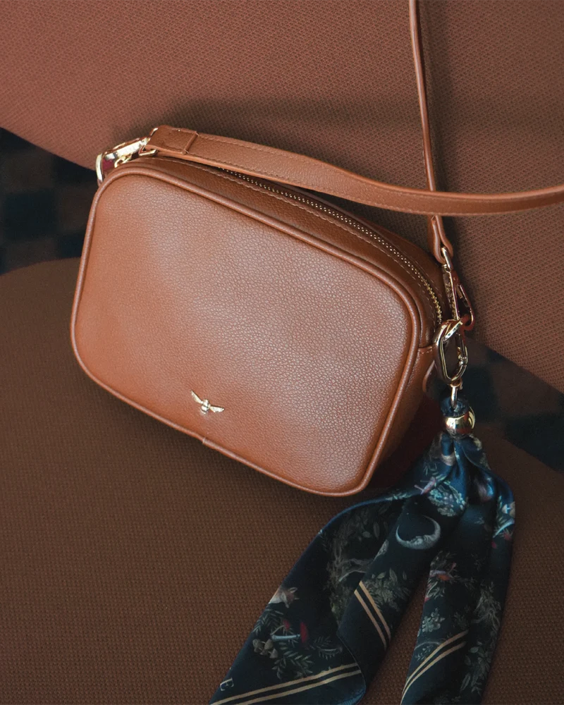 Alice Camera Bag in Tan