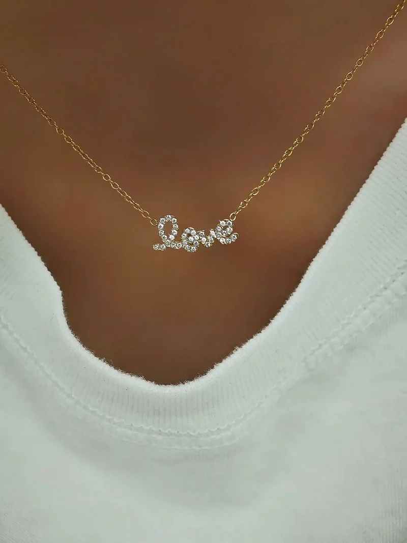 Scripted Love Halskette
