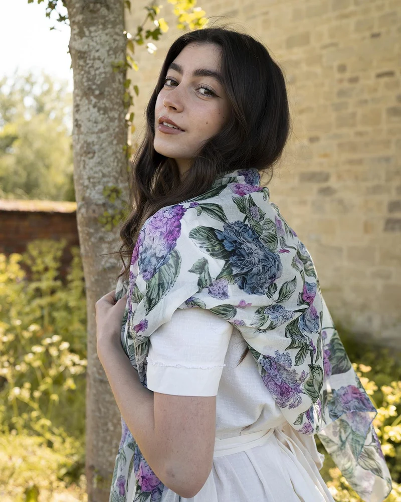 Hydrangea Lightweight Scarf