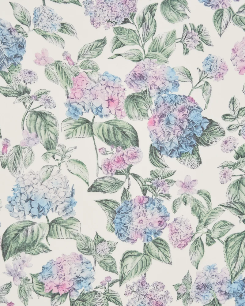 Hydrangea Lightweight Scarf