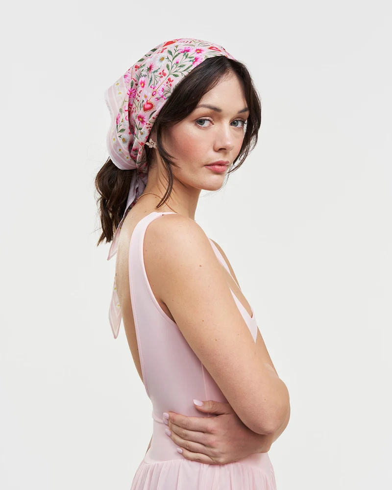 Penelope Heart Triangle Scarf in Pink