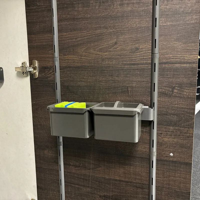 K-Line side Trägerleiste mit zwei Boxen