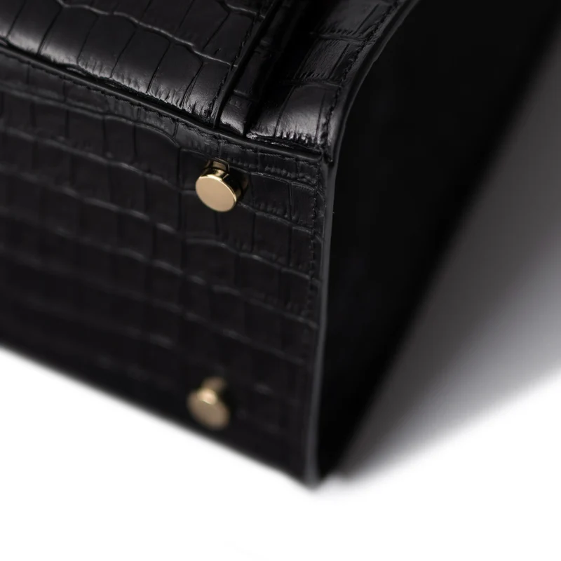 Isabel Bernard Honoré Nadine Schwarze Kroko Leder Handtasche aus Kalbsleder IB25033