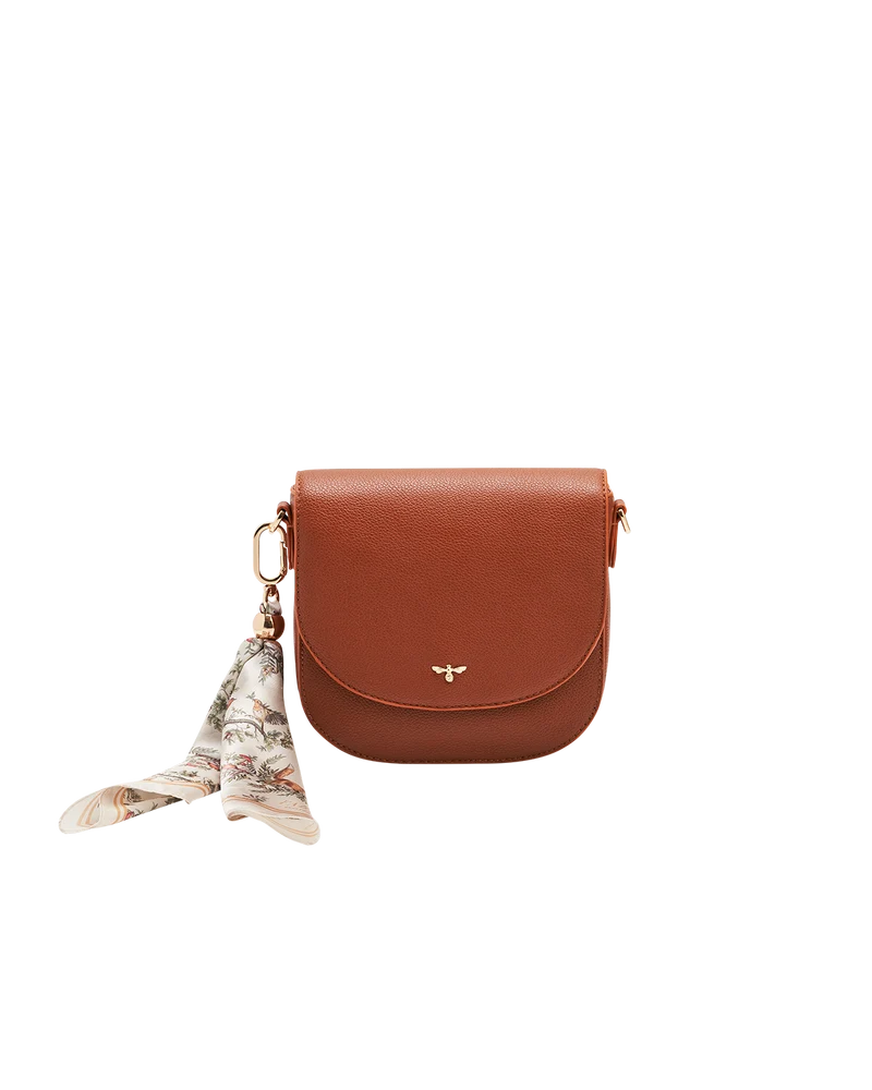 Beth Saddle Crossbody Bag in Tan