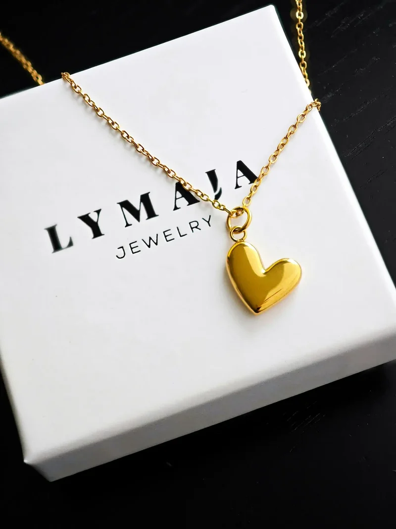Classy Heart Charm Halskette