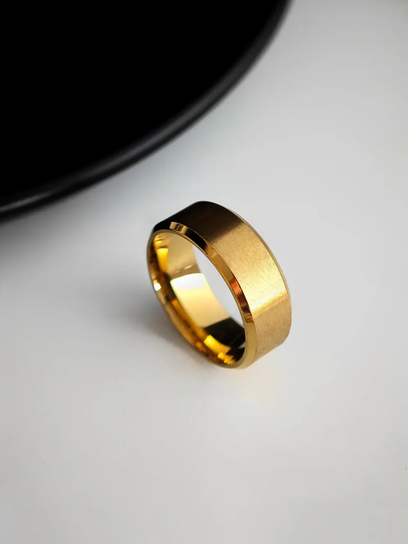 Brushed Edge Ring Gold