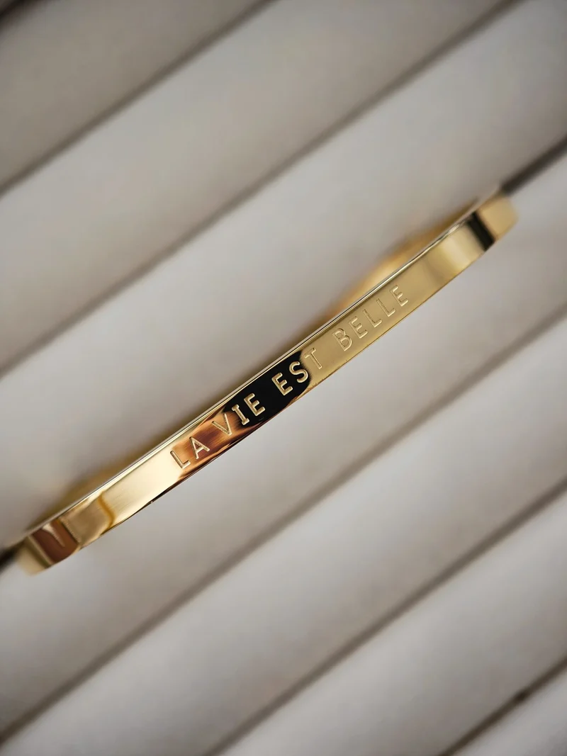 La Vie Est Belle Armreif Gold