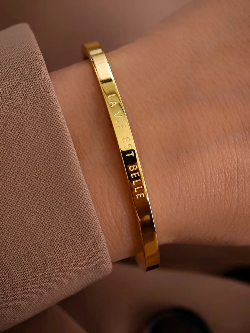 La Vie Est Belle Armreif Gold