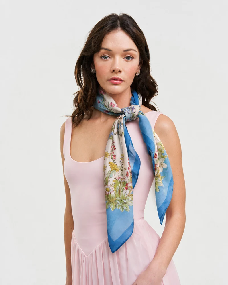Fable England x Peter Rabbit Rectangle Scarf in Cream