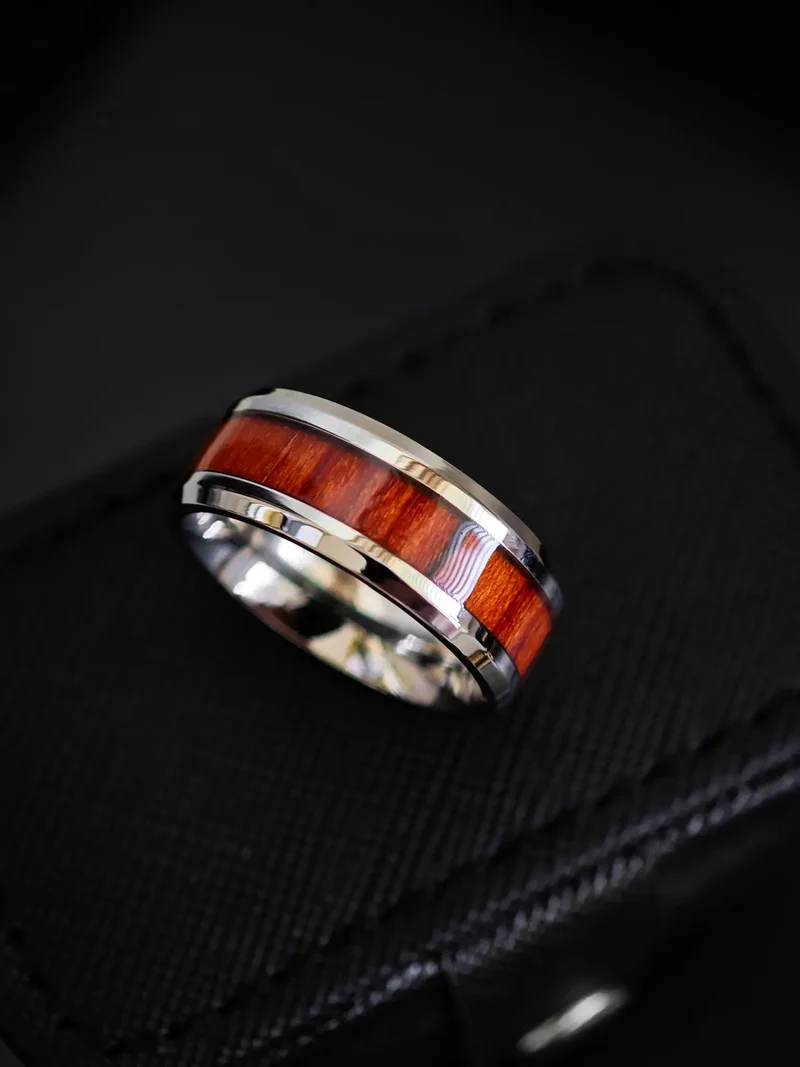 Rubra Holz Ring