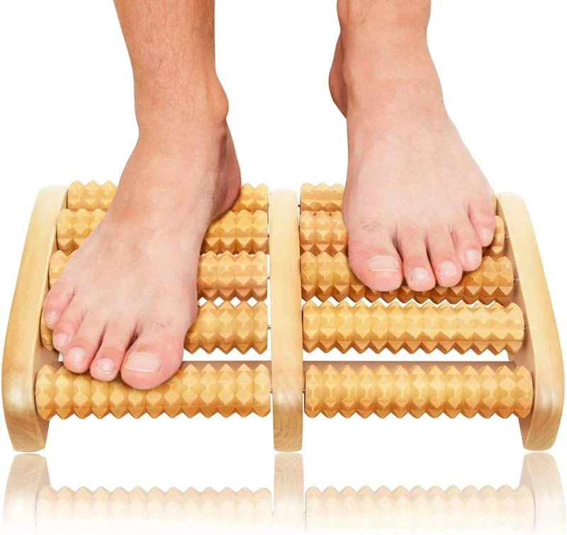 Fußmassagerolle aus Holz – mit 10 Akupressur-Rollen