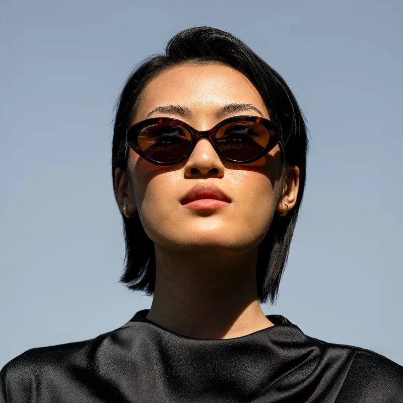 Isabel Bernard La Villette Rosaire Braun Tortoise Oval Sonnenbrille IB400002-14-14