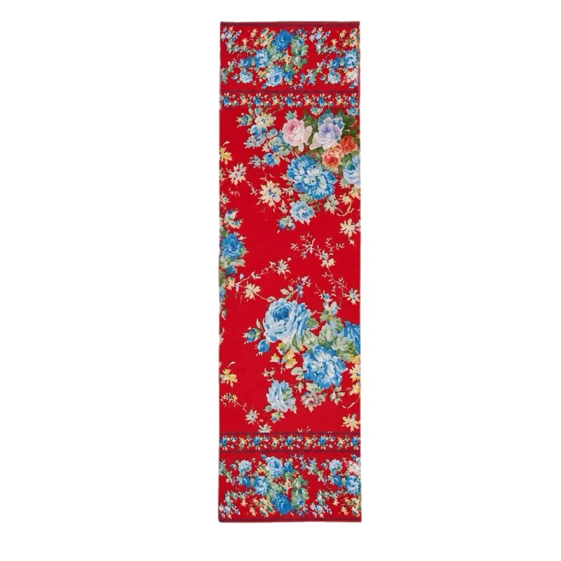 Red Cottage Rose Table Runner