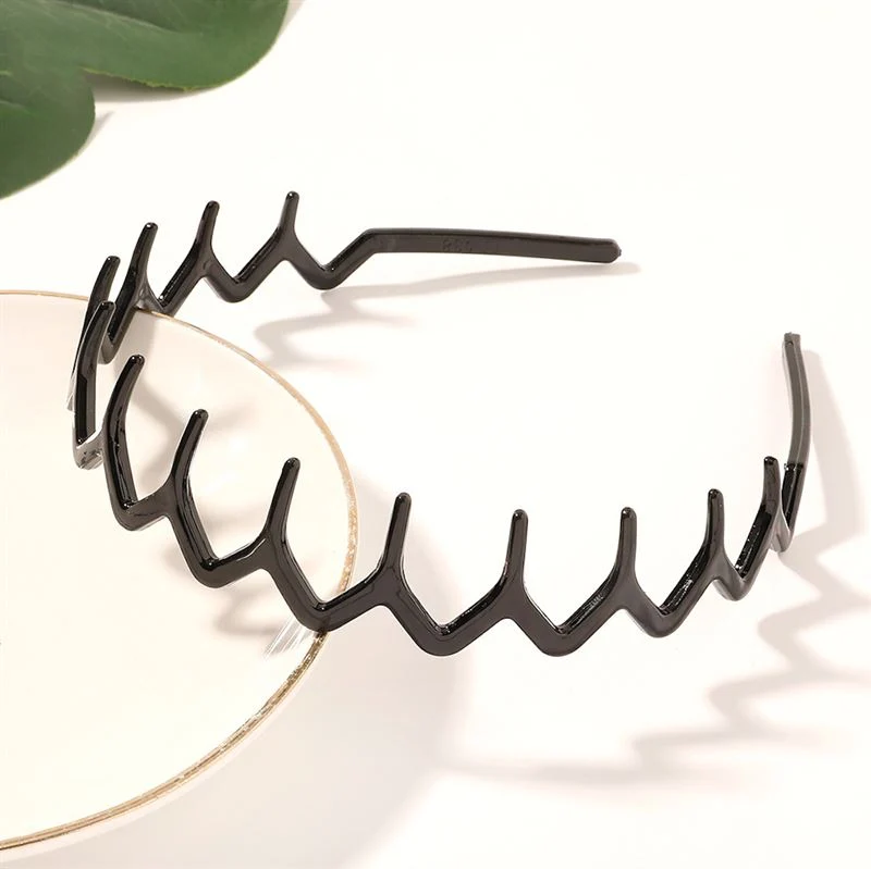 Haarreif SOHO Tine – Schwarz mit Zickzack-Design