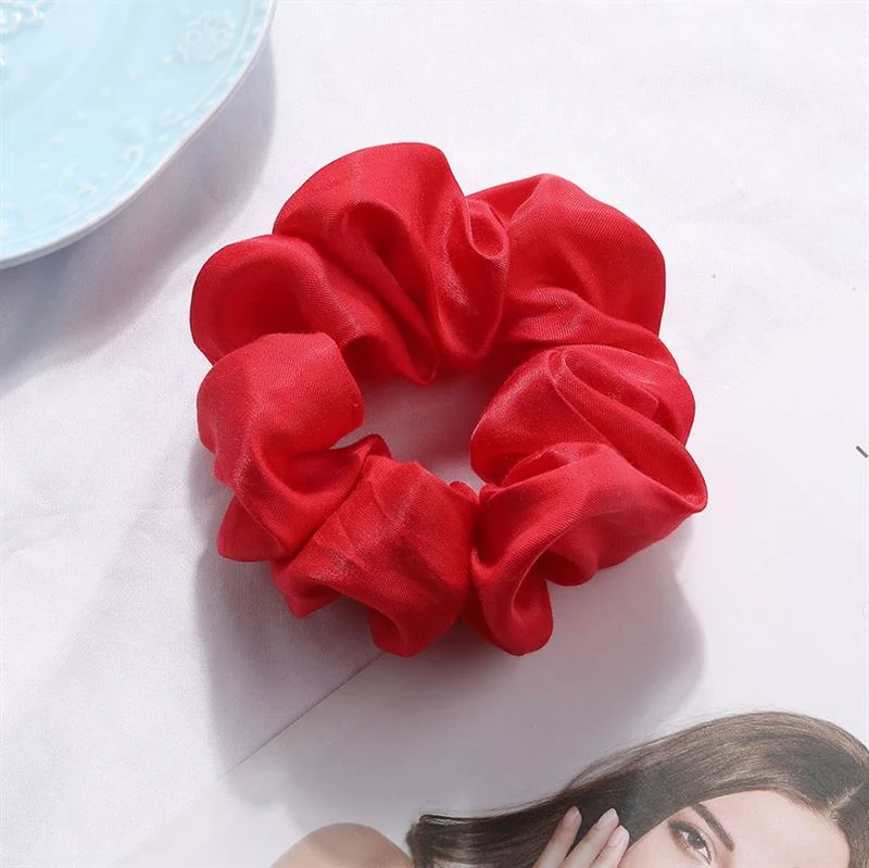 Scrunchie – Rot im Satin-Look – SOHO Gwen
