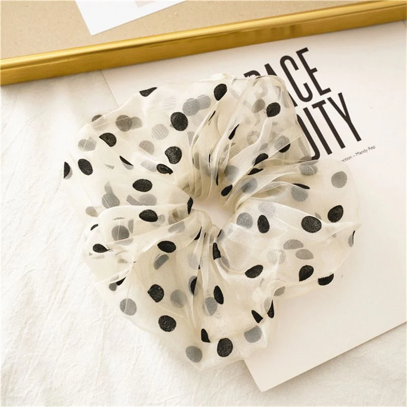 SOHO XL Scrunchie – Creme mit Punkten