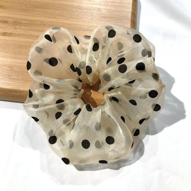 SOHO XL Scrunchie – Creme mit Punkten
