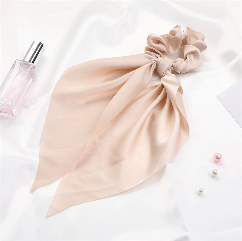 Chris Rubin Giana Scrunchie mit Tuch – beige