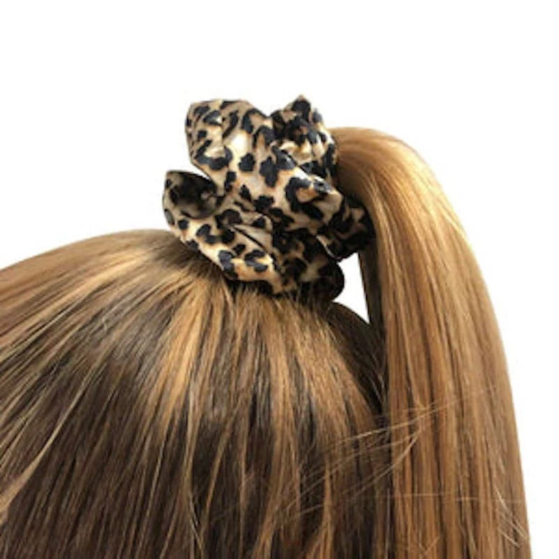 Scrunchie – Velour mit Leopard-Muster in Schwarz