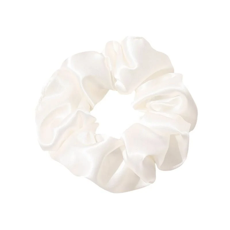 SOHO Scrunchie – Weißer Satin