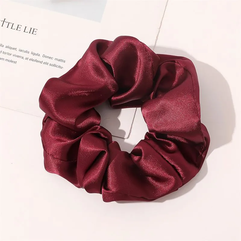 Scrunchie – SOHO Satin – Kirschrot