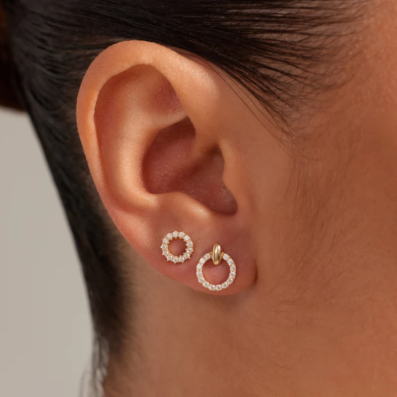Beloro Jewels Monte Napoleone Irene 9 Karat Gold Ohrstecker mit Zirkonia-Steinen BO360124