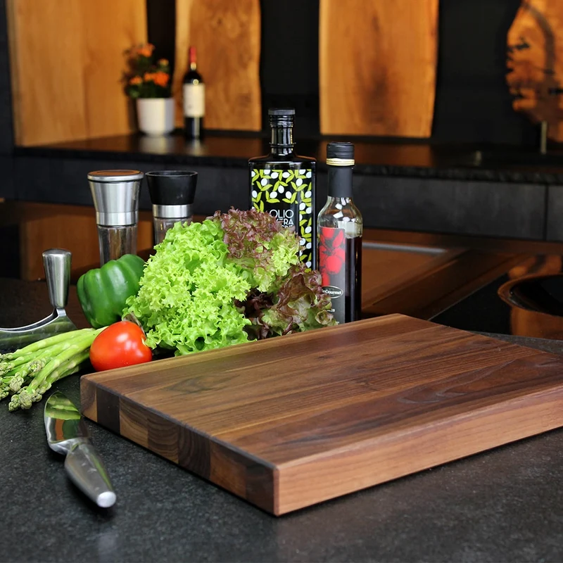 Solid Walnut Cutting Board