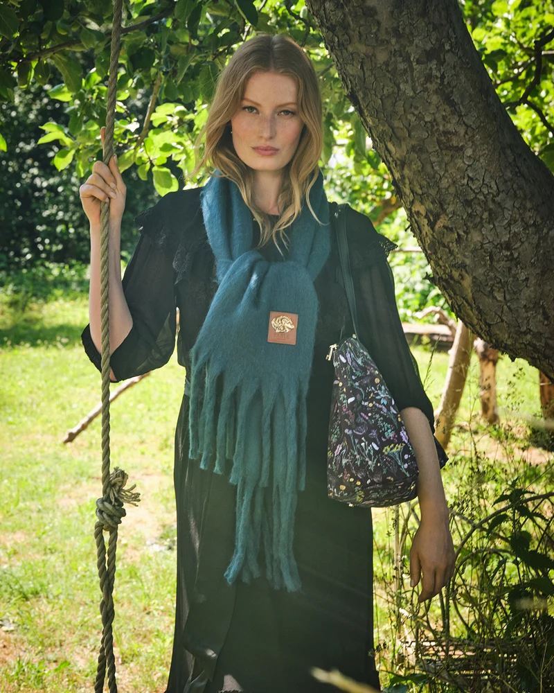 Boucle Scarf in Teal