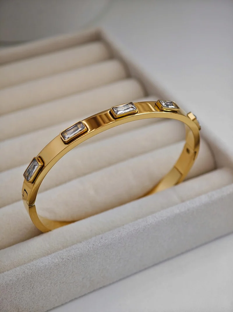 Glossy Square Armreif
