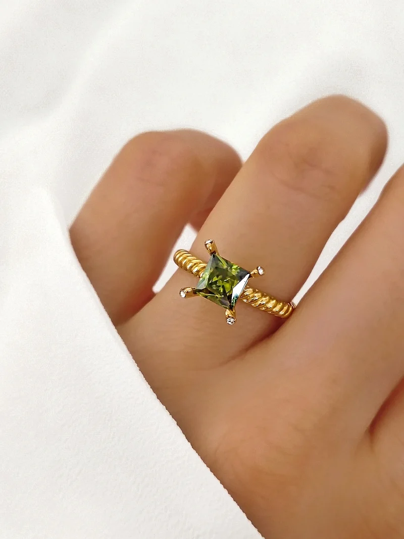 Green Cube Ring