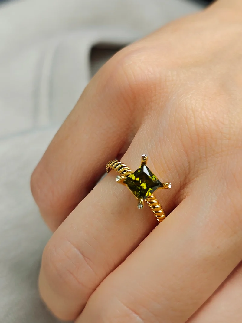 Green Cube Ring